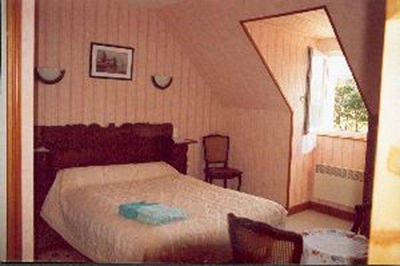 gites-menez-hom-chambre