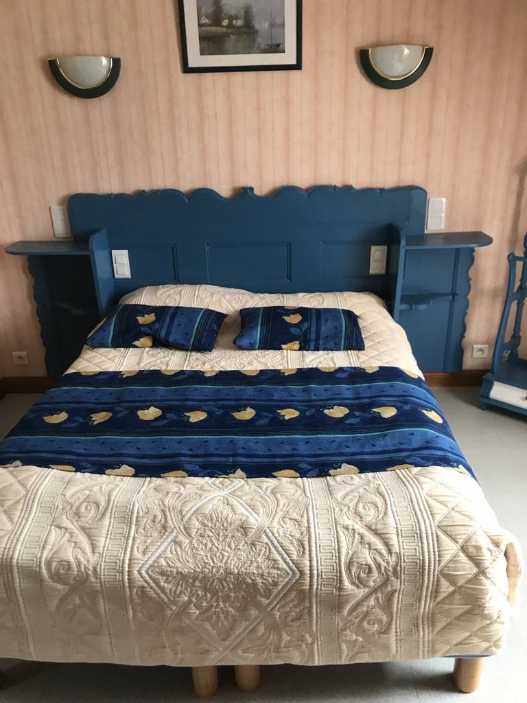 gites-menez-hom-chambre-colombe